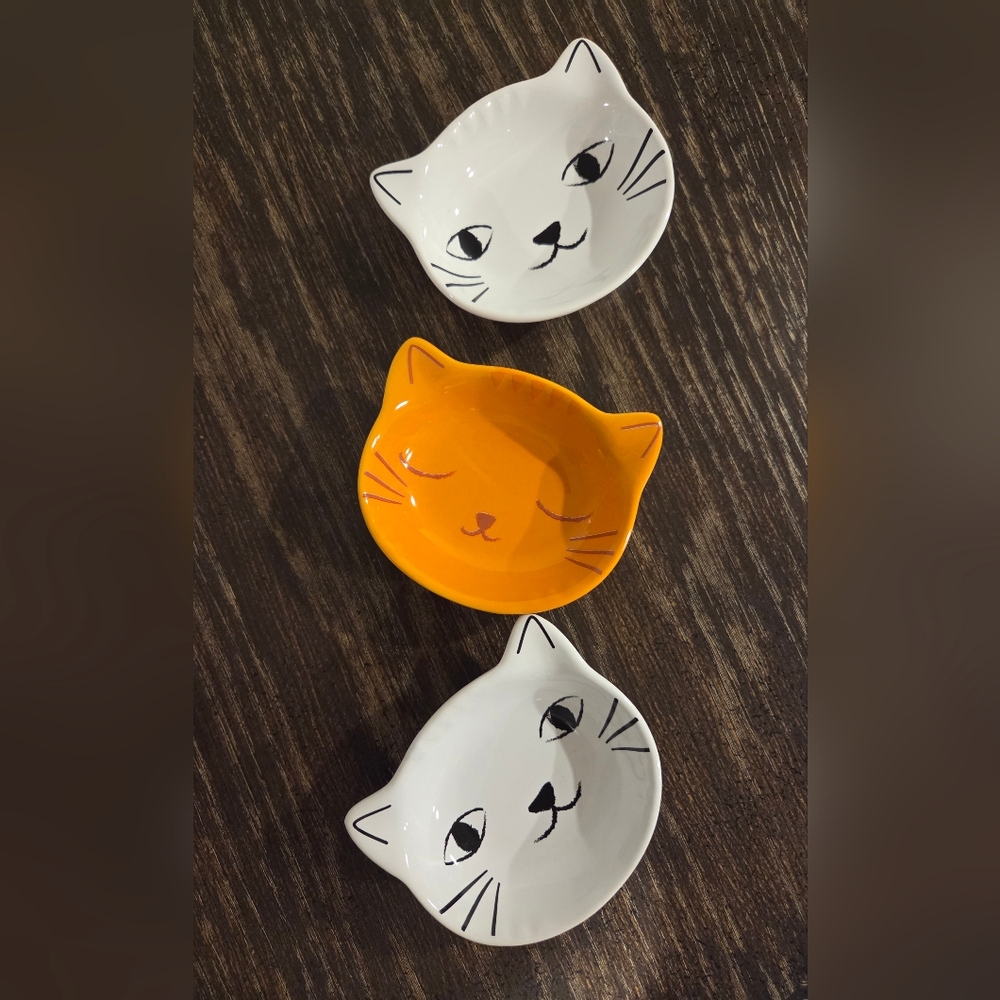 Cat Face 'Pinch' Bowls